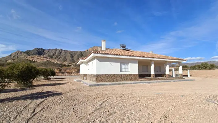 Villa 3 Dormitorios Macisvenda Moderna Cerca Servicios