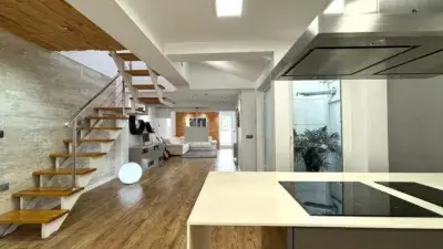 Casa Moderna en Los Corrales de Buelna  Reformada con Diseño