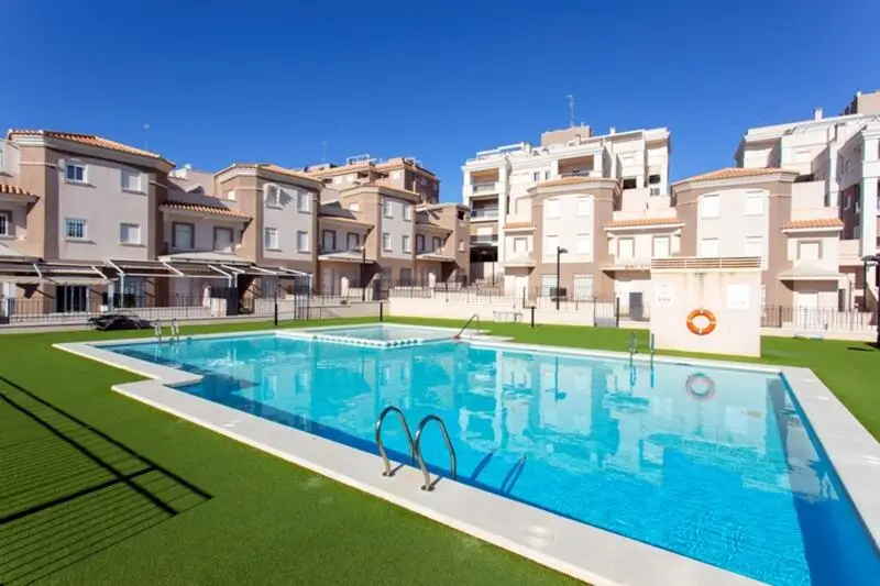 Apartamento 3 Dormitorios Santa Pola Cerca Playa y Polamax