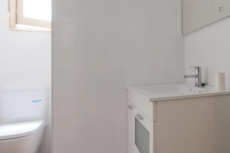 Habitacion Doble en Piso de 7 Habitaciones