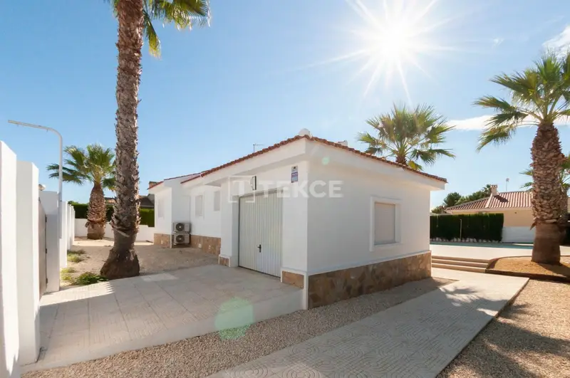 Villa en Rojales Alicante con Piscina Privada y Garaje