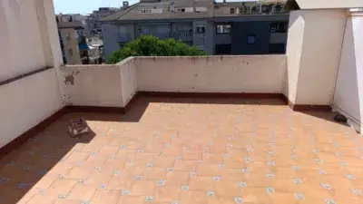 Dúplex Ático en Poblenou con 2 Terrazas de 30m²