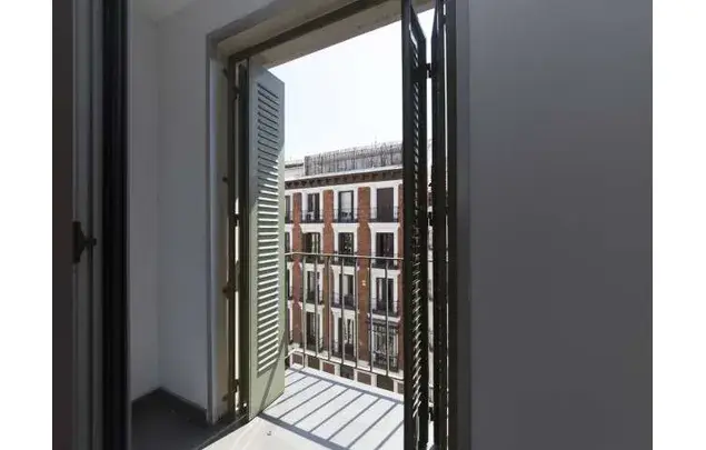 Apartamento 4 Dormitorios Madrid Centro Terraza Moderno