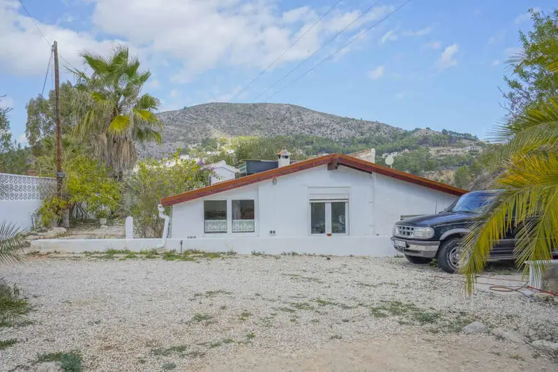 Chalet en venta Alcalali 2 dormitorios jardin terraza barbacoa