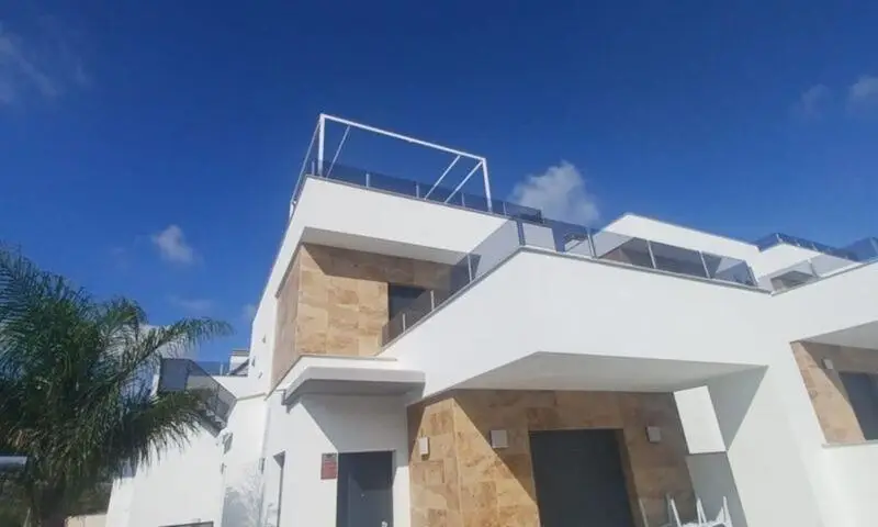 Villa Moderna en Benijofar con Piscina y Vistas Panoramicas