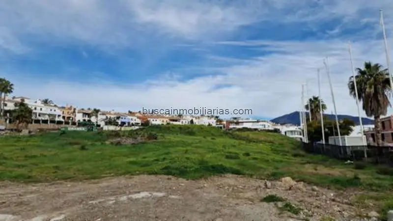 15 Parcelas para Villas de Lujo en El Campanario Marbella