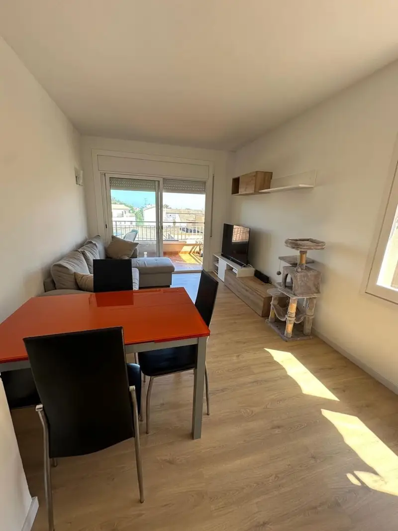 Atico en Segur de Calafell con Terraza y Piscina
