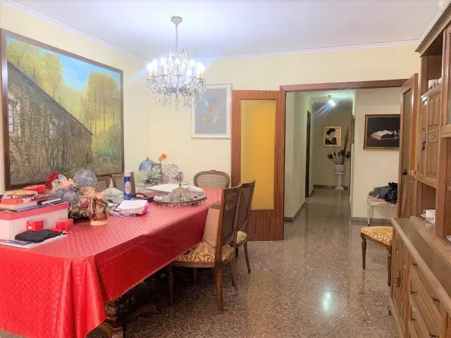 Apartamento 5 Dormitorios Denia Centro Ciudad