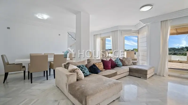 Ático de Lujo en Nueva Andalucía 4 Dormitorios 4 Baños