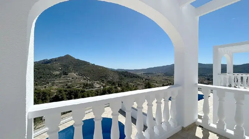 Villa en Venta Alcalali Vistas Panoramicas Piscina Garaje