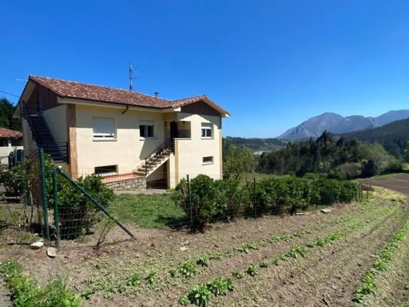 venta Chalet en Ribadesella, Asturias (31740831180.100500)- Globaliza