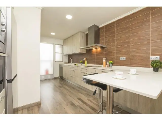 Amplia Vivienda 3 Dormitorios 2 Baños Garaje Ascensor