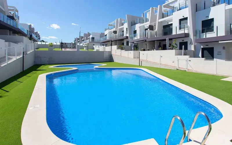 Apartamento en alquiler en San Miguel de Salinas, Alicante