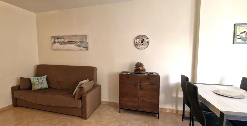 Apartamento en alquiler en Antonio Machado, Torrevieja, Alicante
