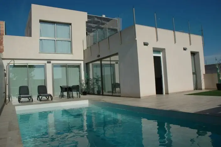 Villa de Lujo 3 Dormitorios Los Belones Piscina Privada