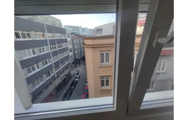 Rent 3 bedroom apartment of 90 m² in A Coruña