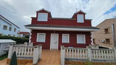 Casa en venta en Calle Olmos