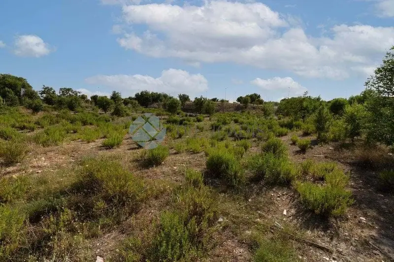 Suelo Urbanizable Residencial 2192m² Madrid