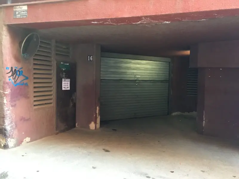 Garaje en Alquiler El Masnou Coches Pequeños Medianos