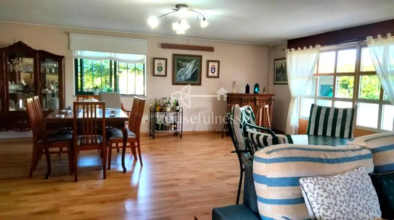 Venta Chalet amueblado en Cobas, Covas - Ref: C001484