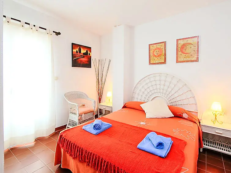 Casa Villa 4 Dormitorios Alquiler Calonge Espaa