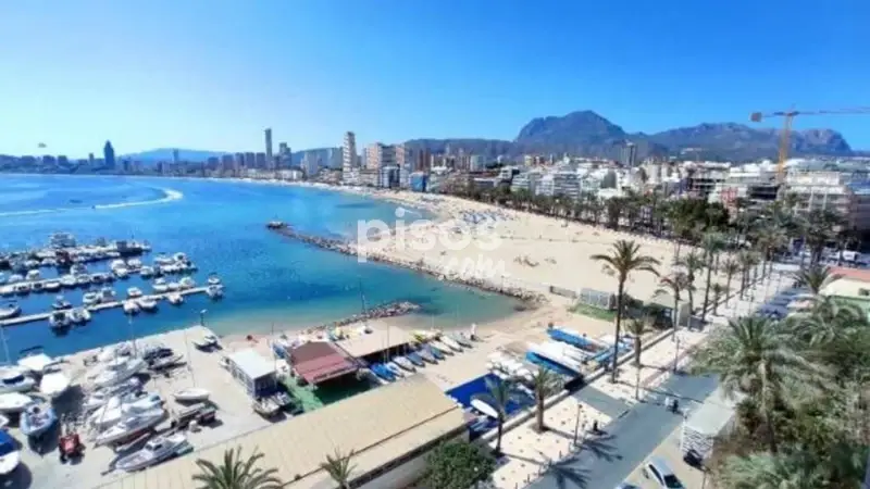 Atico en Benidorm con Vistas al Mar Cerca de la Playa