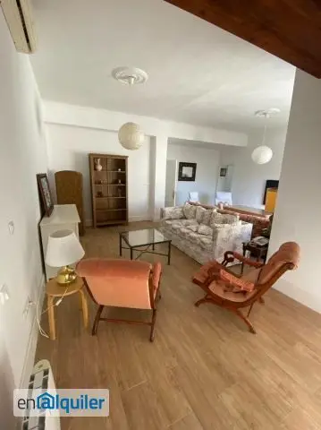 Alquiler de Piso 4 dormitorios, 2 baños, 0 garajes, Buen estado, en Jerez de la Frontera, Cádiz