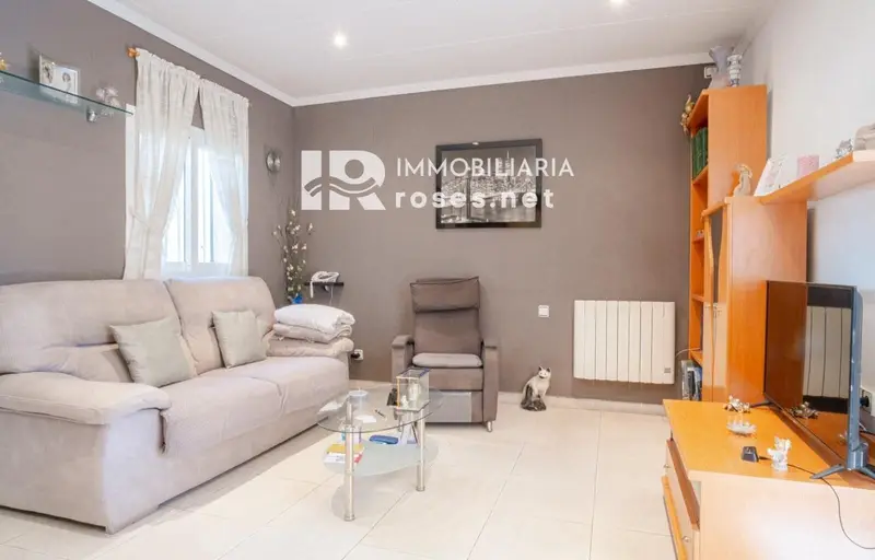 Chalet en venta en Mas Mates cerca de Roses