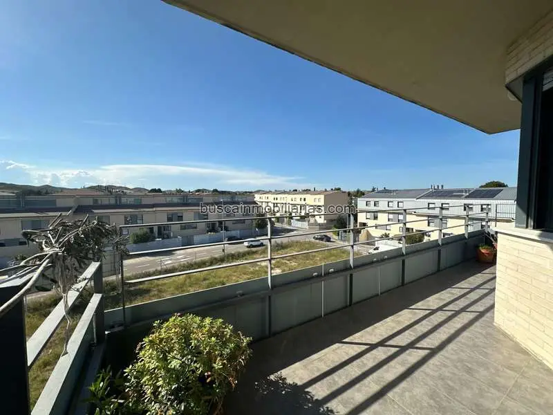 Atico en Venta en Cuarte de Huerva con Piscina