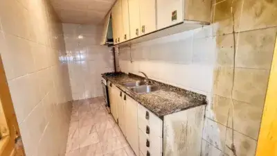 Piso en venta en La Llagosta para reformar