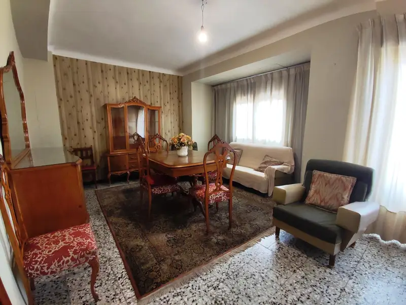 Venta Piso 6 Dormitorios Centro Crevillent