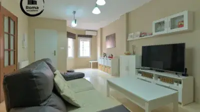 Casa Adosada en Cullar Vega 240m2 4 Dormitorios 3 Baños Garaje Terrazas