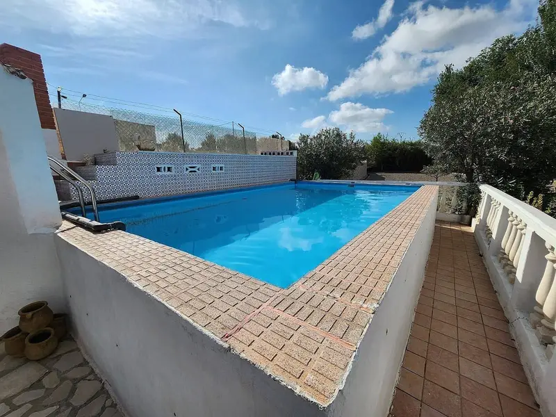 Chalet en Venta Sax Alicante 4 Dormitorios Piscina Parcela