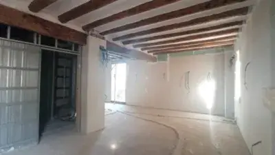Casa Rústica en Venta en Azanuy Huesca