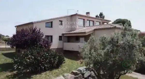 Villa de Lujo en Palau de Santa Eulalia Girona