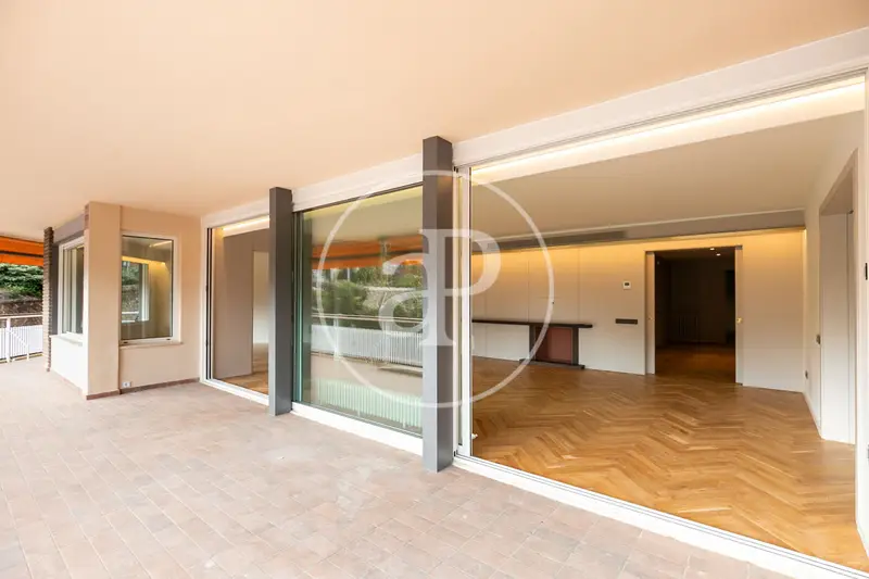 Piso en Alquiler Plaza Castelló Barcelona 300m2 4 Habitaciones