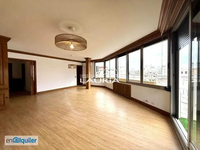 Ático con terraza privada en Ciutat Vella