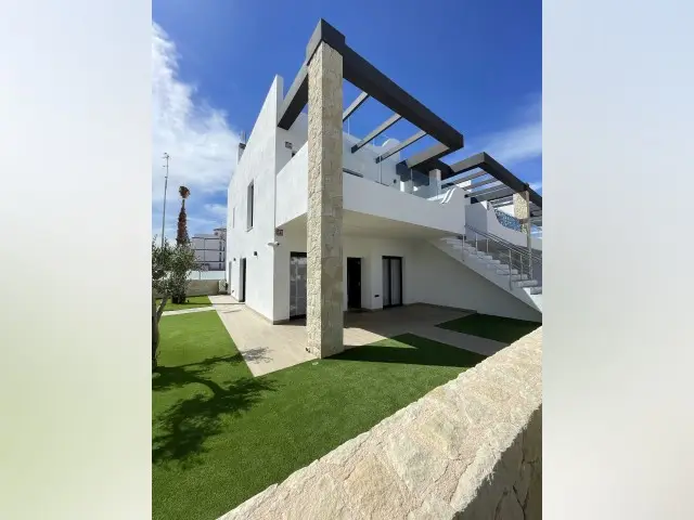 Adosado en Venta Torrevieja Cerca de la Playa