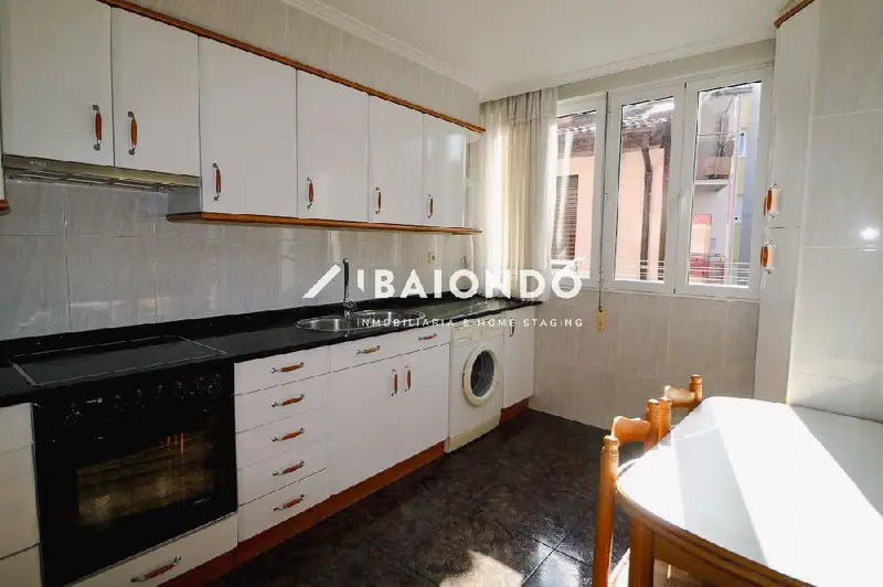 Venta Piso 3 Dormitorios Eibar Zona Urkizu