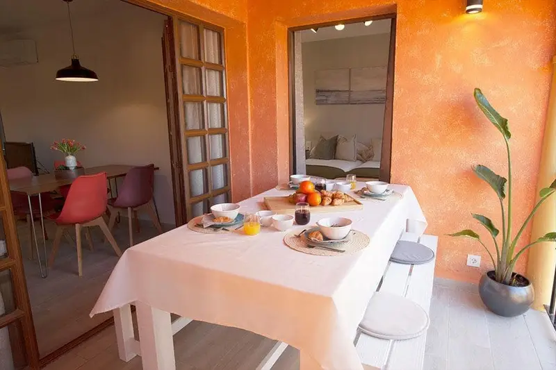 Apartamentos en Venta Desert Springs 2 Dormitorios