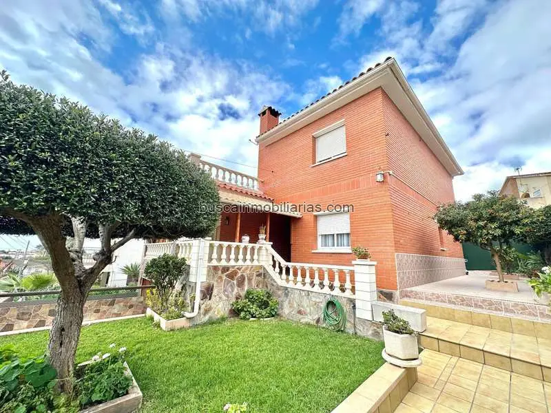 Villa en Venta Cunit 4 Dormitorios 2 Banos Ideal Familias