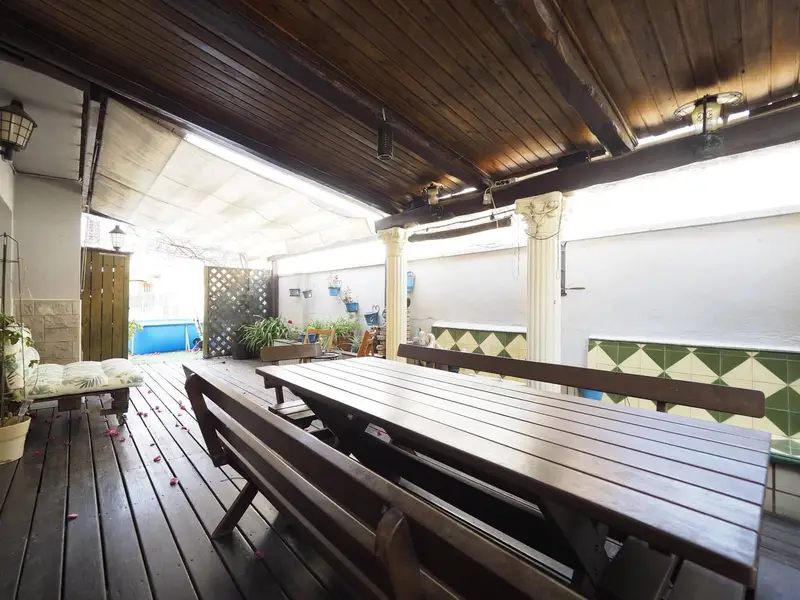 Adosado en Vilafant 183m2 4 Dormitorios Jardin Barbacoa