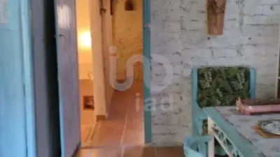 Chalet en Ariño Teruel con 3 dormitorios y posibilidad de garaje