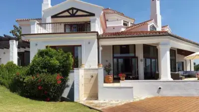 Chalet de Lujo en Alquiler La Zagaleta 5 Dormitorios Piscina
