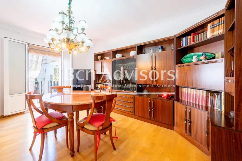 Piso con encanto en el centro de Barcelona