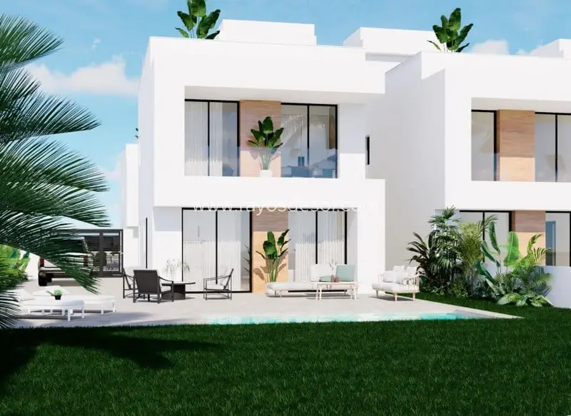 Chalet en Venta en La Zenia Orihuela Costa