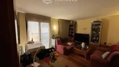 Piso en Venta Puigcerda 74m2  2 habitaciones  Parking Trastero