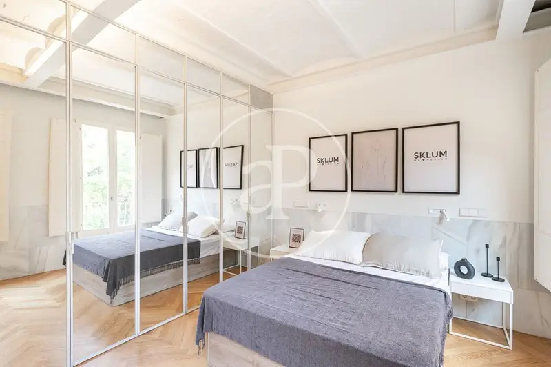 Apartamento Amueblado 78m2 El Gòtic Cerca Rambla