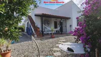 Casa en Venta en Arboleas con Vistas Panorámicas