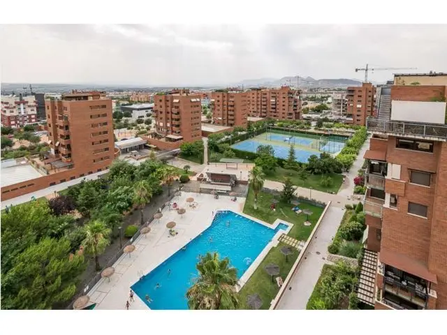 Fabuloso Piso en Periodistas 126m2 3 habitaciones 2 baños Patio 130m2